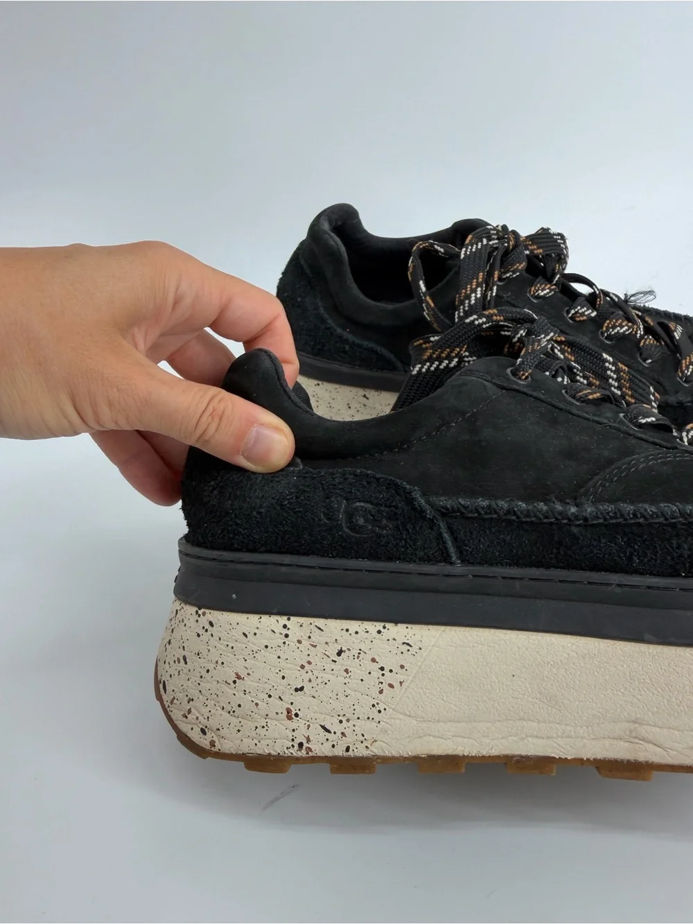 UGG Marin Lace Black Suede Platform Chunky Sneakers Womens Size 9 1120720